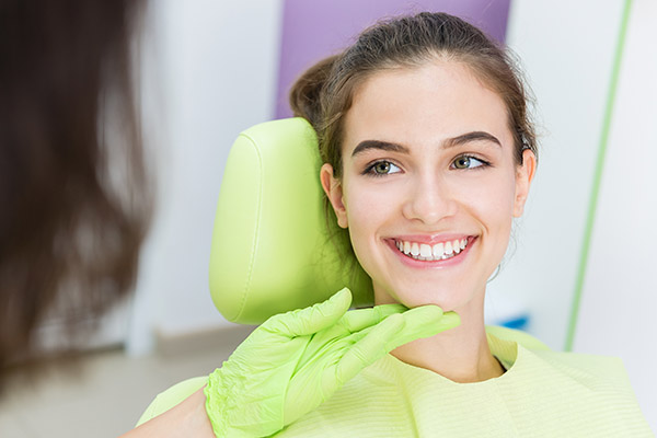 What Does the Dental Hygienist at a Dental Practice Do from Davis & Dingle Family Dentistry in Columbia, SC